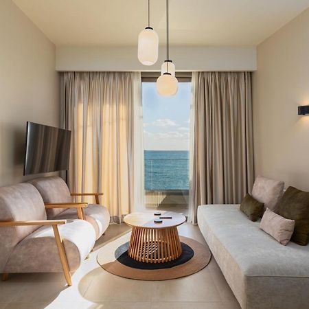 Kales Sea View Suites 이라피트라 외부 사진