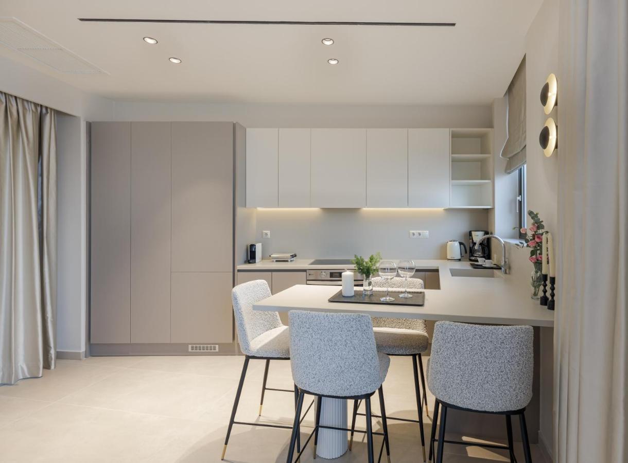 Kales Sea View Suites 이라피트라 외부 사진