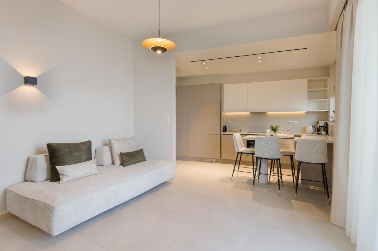 Kales Sea View Suites 이라피트라 외부 사진