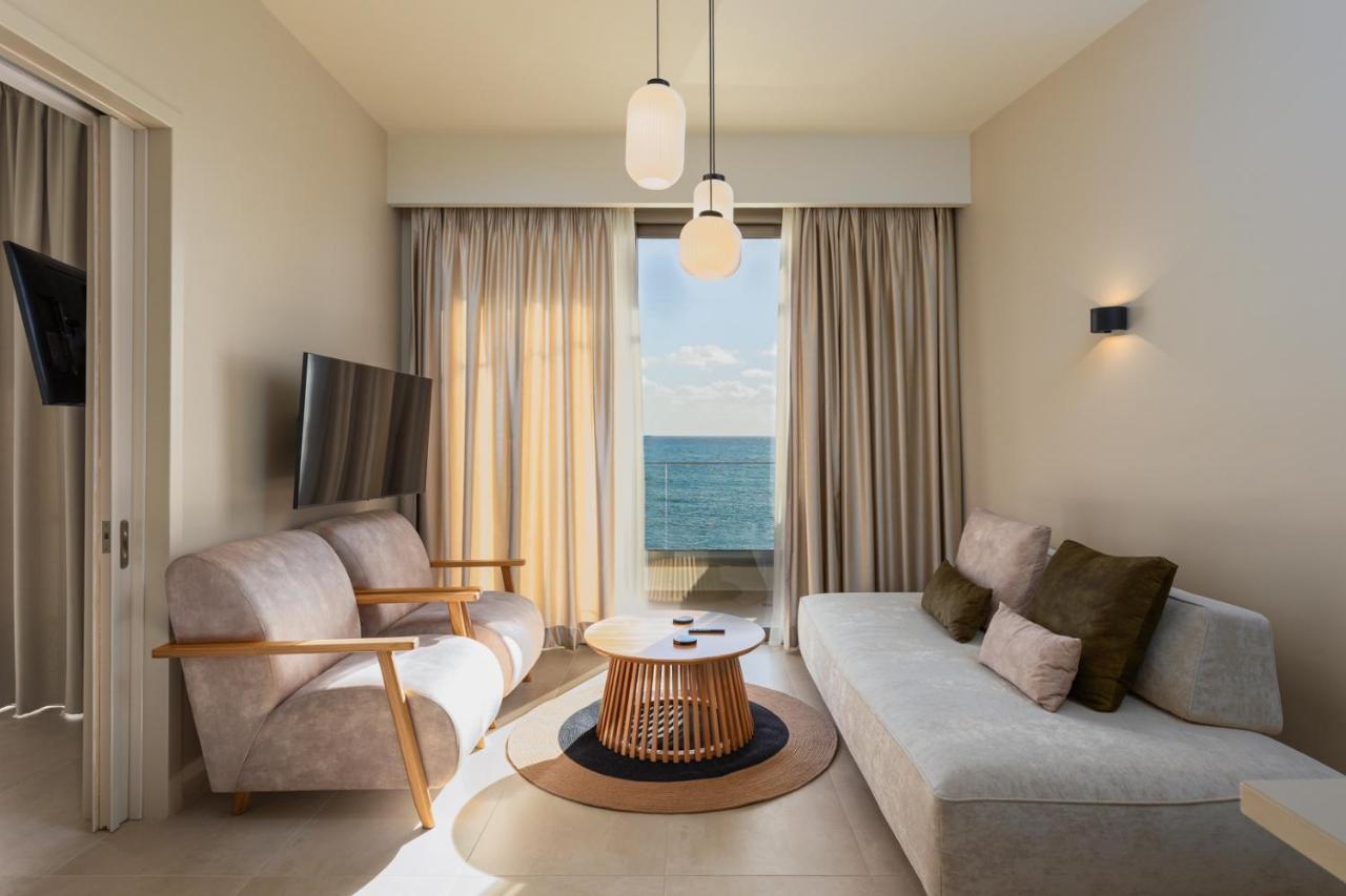 Kales Sea View Suites 이라피트라 외부 사진