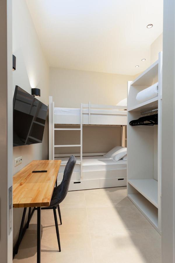 Kales Sea View Suites 이라피트라 외부 사진