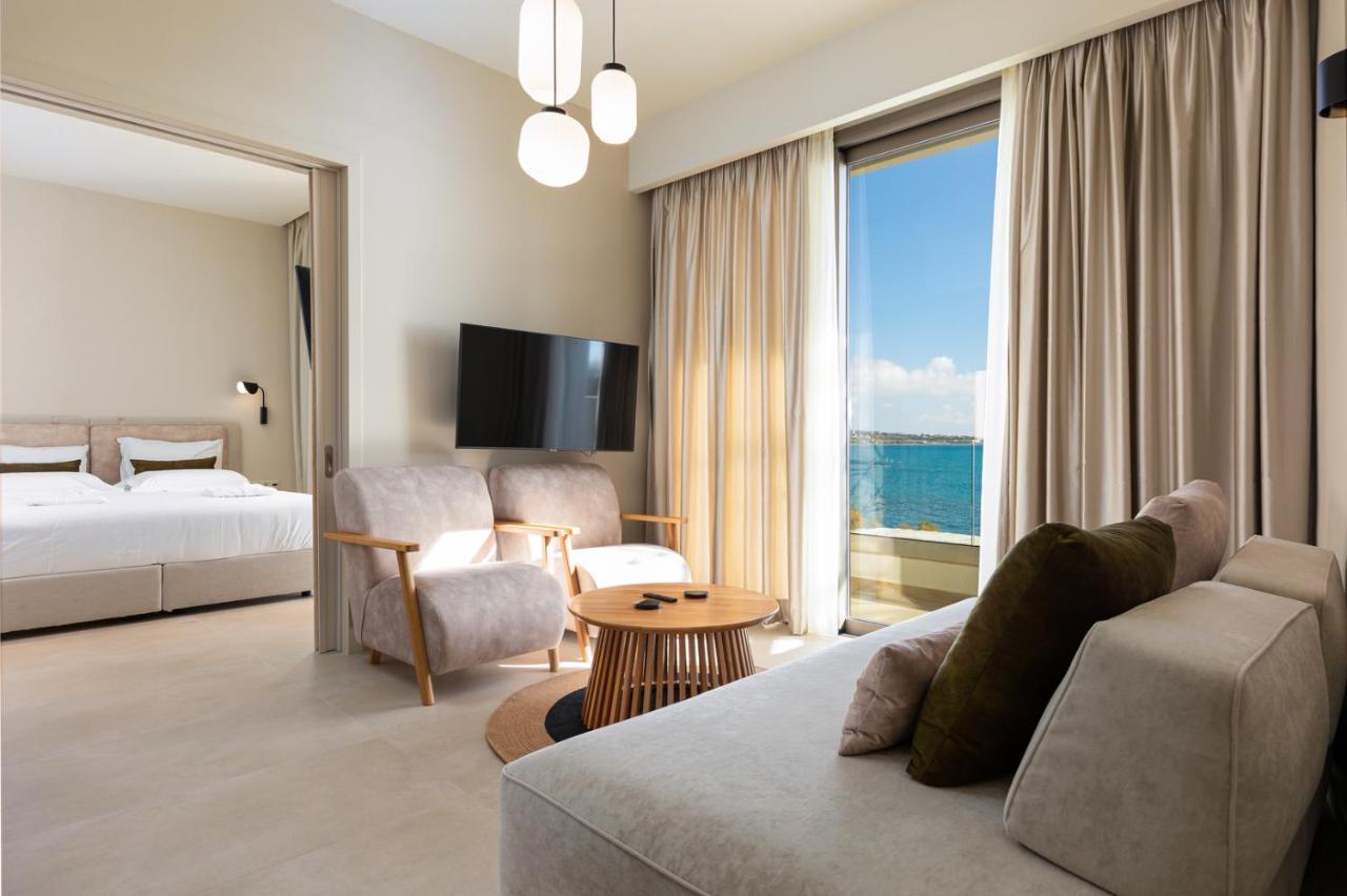 Kales Sea View Suites 이라피트라 외부 사진