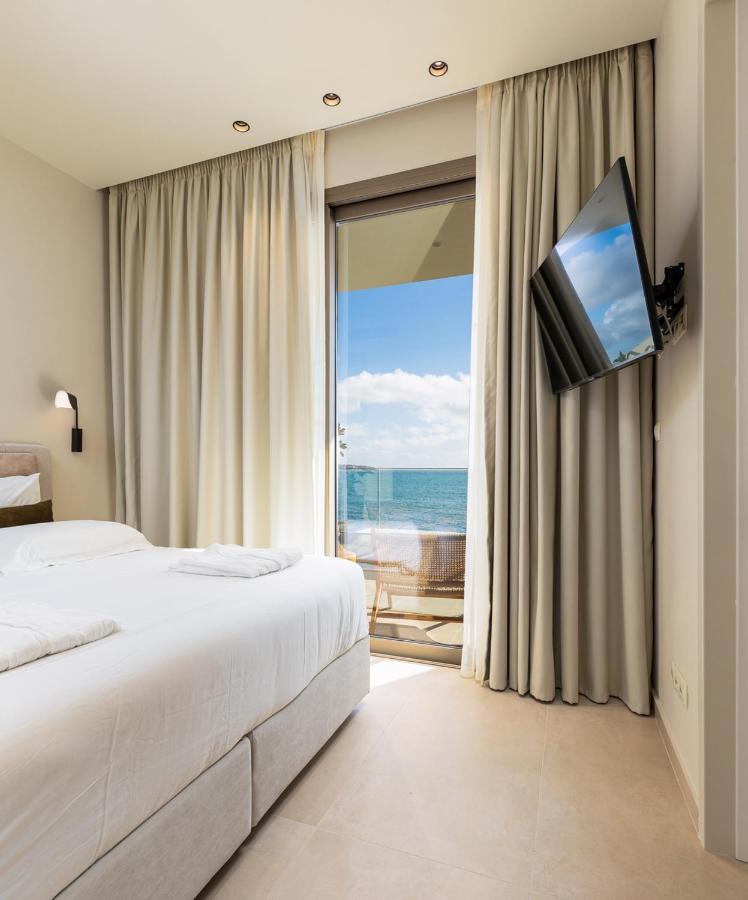 Kales Sea View Suites 이라피트라 외부 사진