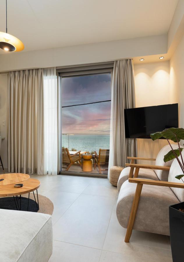 Kales Sea View Suites 이라피트라 외부 사진