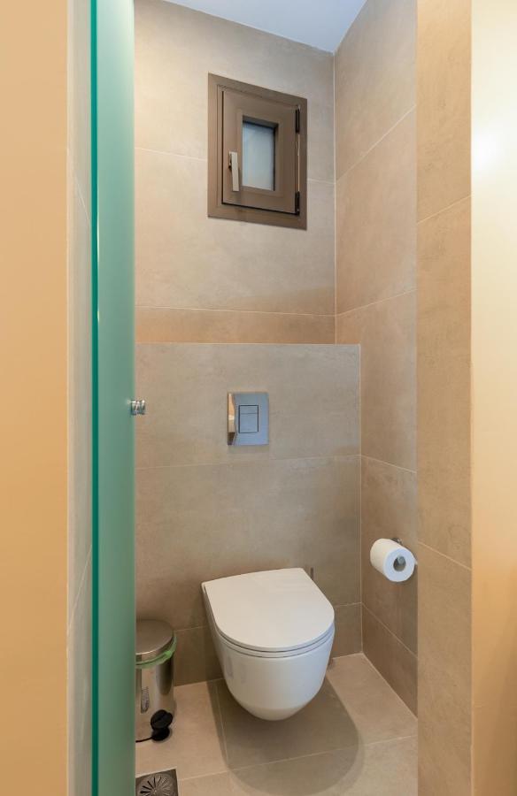 Kales Sea View Suites 이라피트라 외부 사진